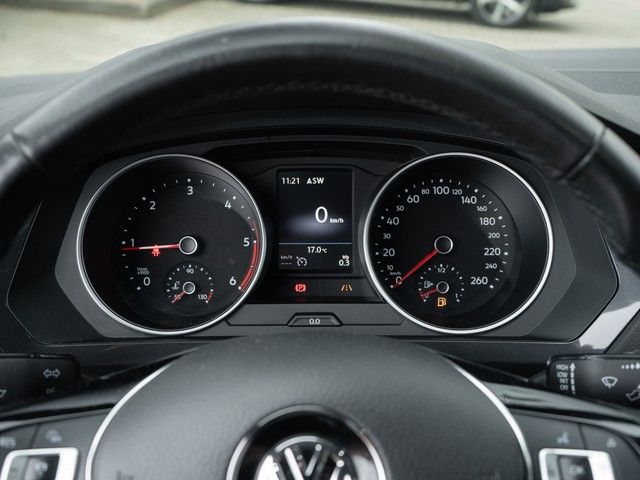 Tiguan Highline TDI LED ACC Navi Sitzhzg. 18" Ga