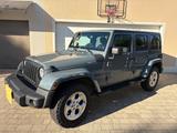 Jeep Wrangler Unlimited Sahara 2.8 CRD Autom. Sahara - Jeep Wrangler mit Diesel-Antrieb: Sahara