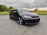 Volkswagen Golf VII GTI Navi Xenon PDC 8-fach 142.700km - Volkswagen Golf: GTI 8 V