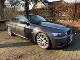 BMW 330 i Cabrio M Paket Xenon Leder Tempo... - BMW 330: 330i M Paket
