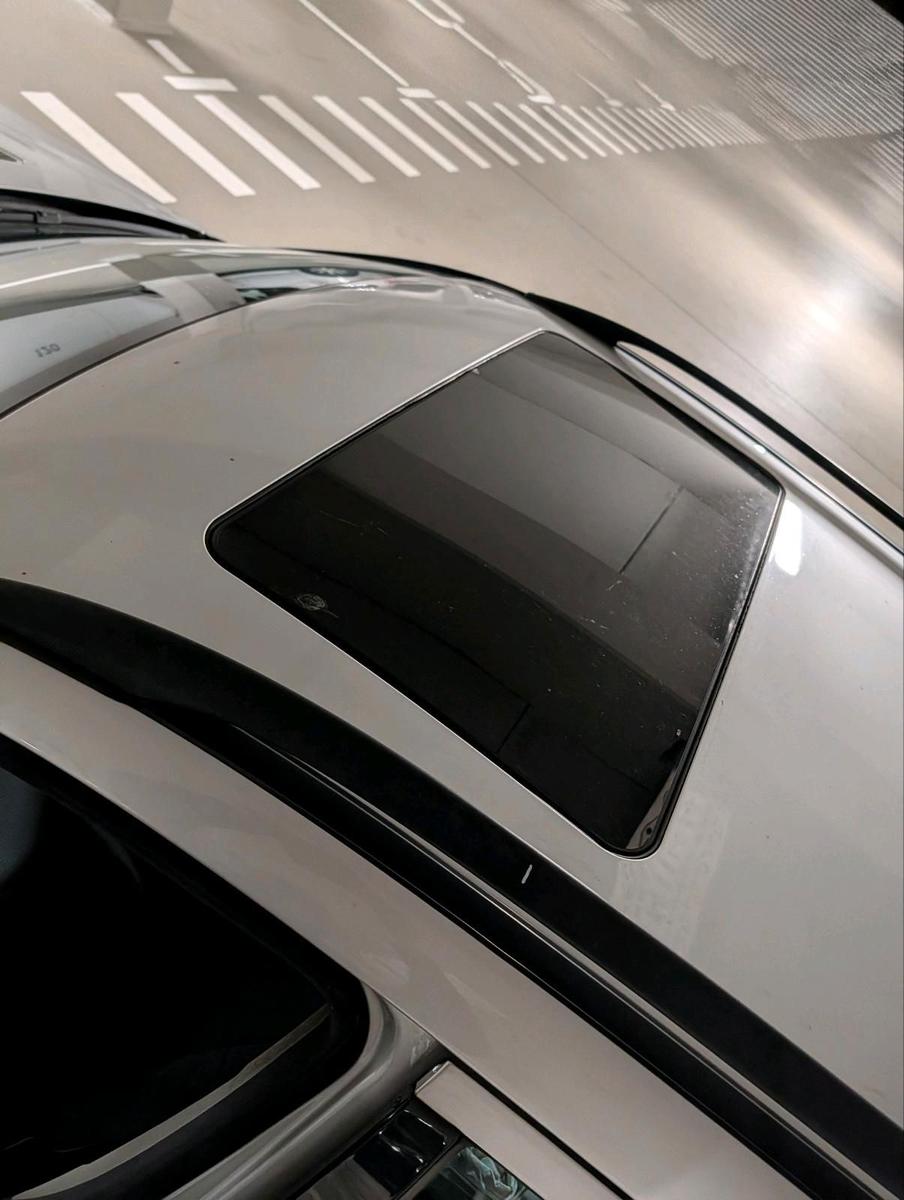 Mercedes-Benz E280 2004 — photo 10