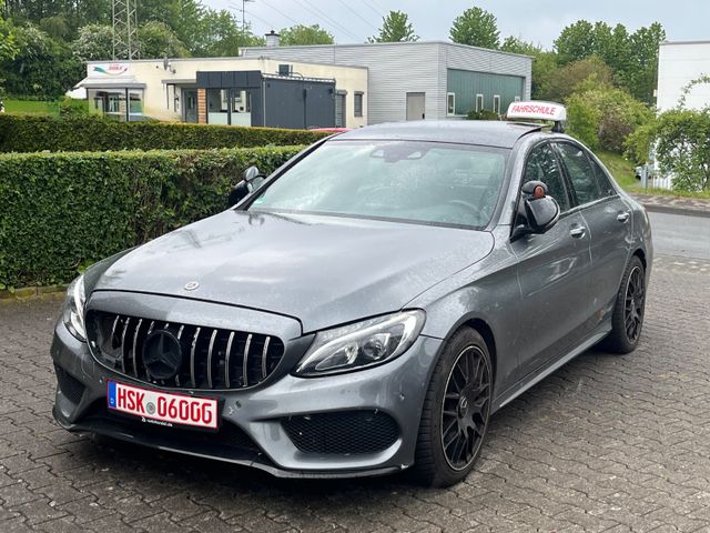 MERCEDES-BENZ C 220d AMG Panorama Head Up Night LED Kamera