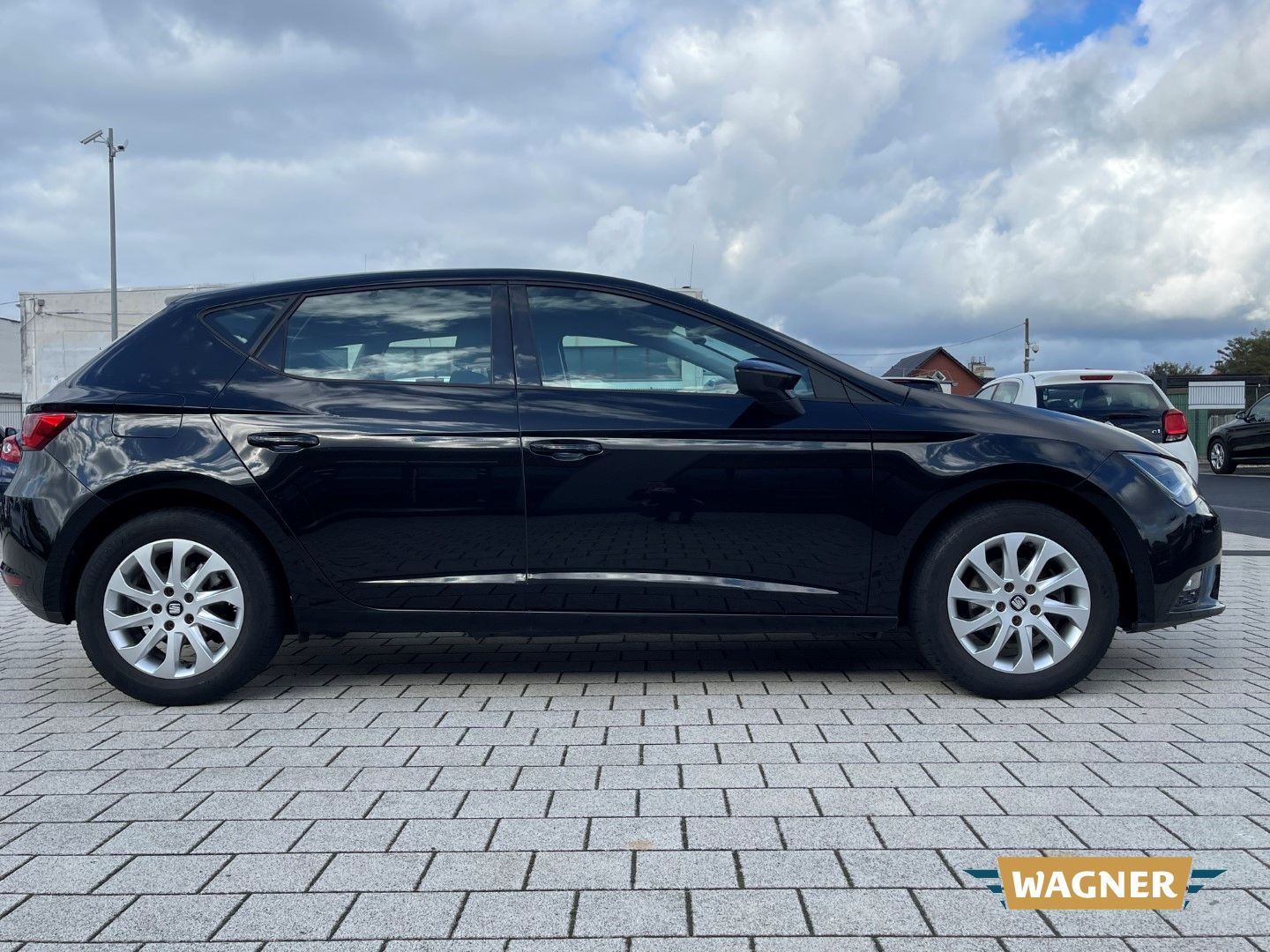 Fahrzeugabbildung SEAT Leon Style Automatik Sitzheizung Klimaautomatik