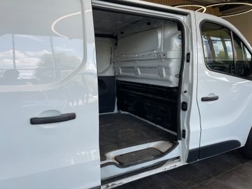 Renault Trafic Kasten L1H1 3t Komfort *TÜVNEU*AHK*KLIMA*