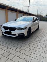 BMW  BMW 5 xDrive M Paket | HUD | ACC | Garantie  - mit Diesel-Antrieb: Alcantara, Kombi, Garantie