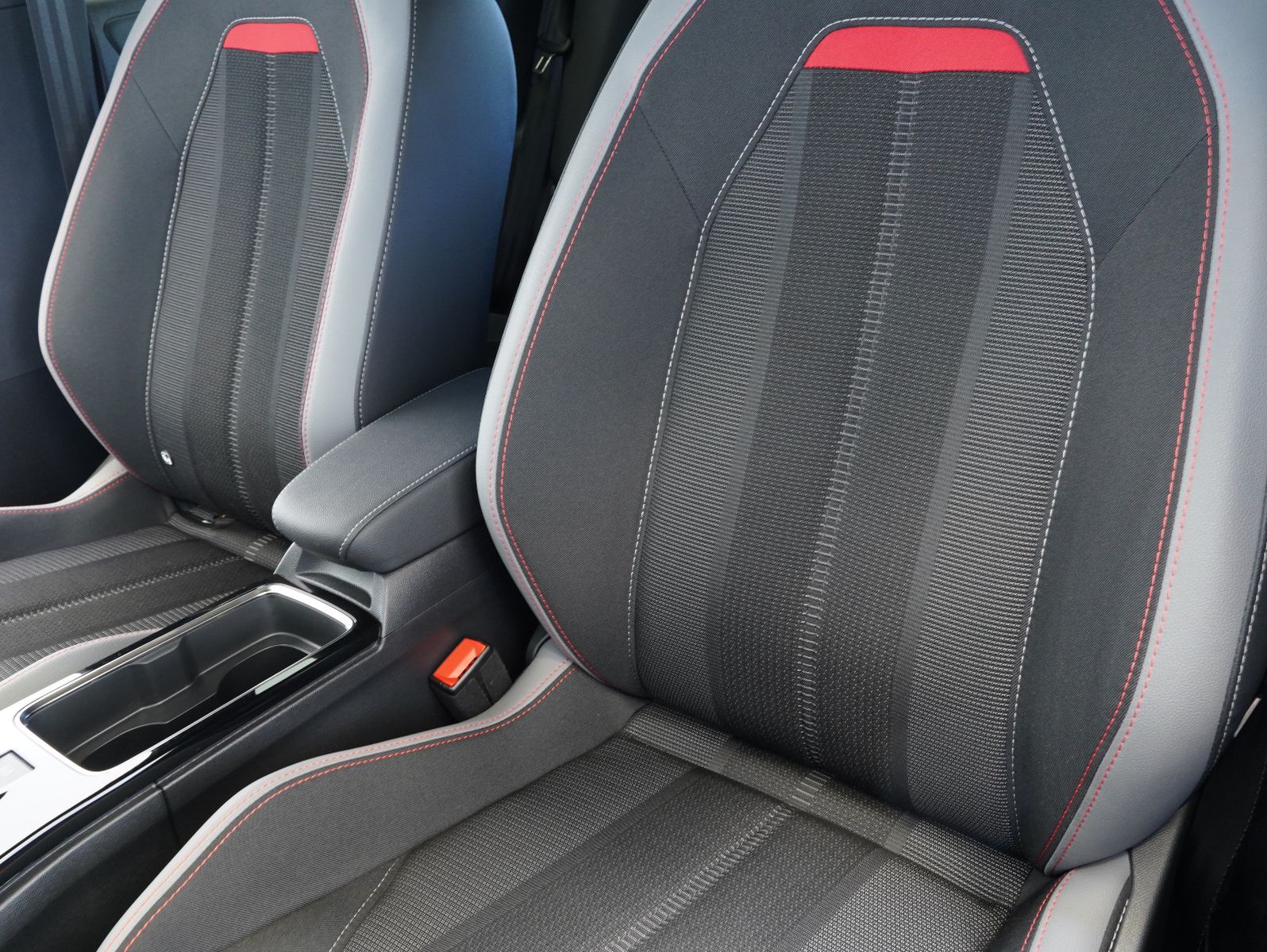 Fahrzeugabbildung Opel Mokka-e GS-Line 50KWH/11KW/WÄRMEPUMPE/SOH