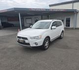 Mitsubishi Outlander 2 WD Euro 5/Scheckheft/Xenon/Teilleder - Mitsubishi Outlander aus 2011 mit Diesel-Antrieb