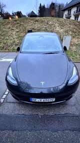 Tesla Model Y Long Range Dual Motor AWD Long Range - Tesla Model Y Gebrauchtwagen in Berlin