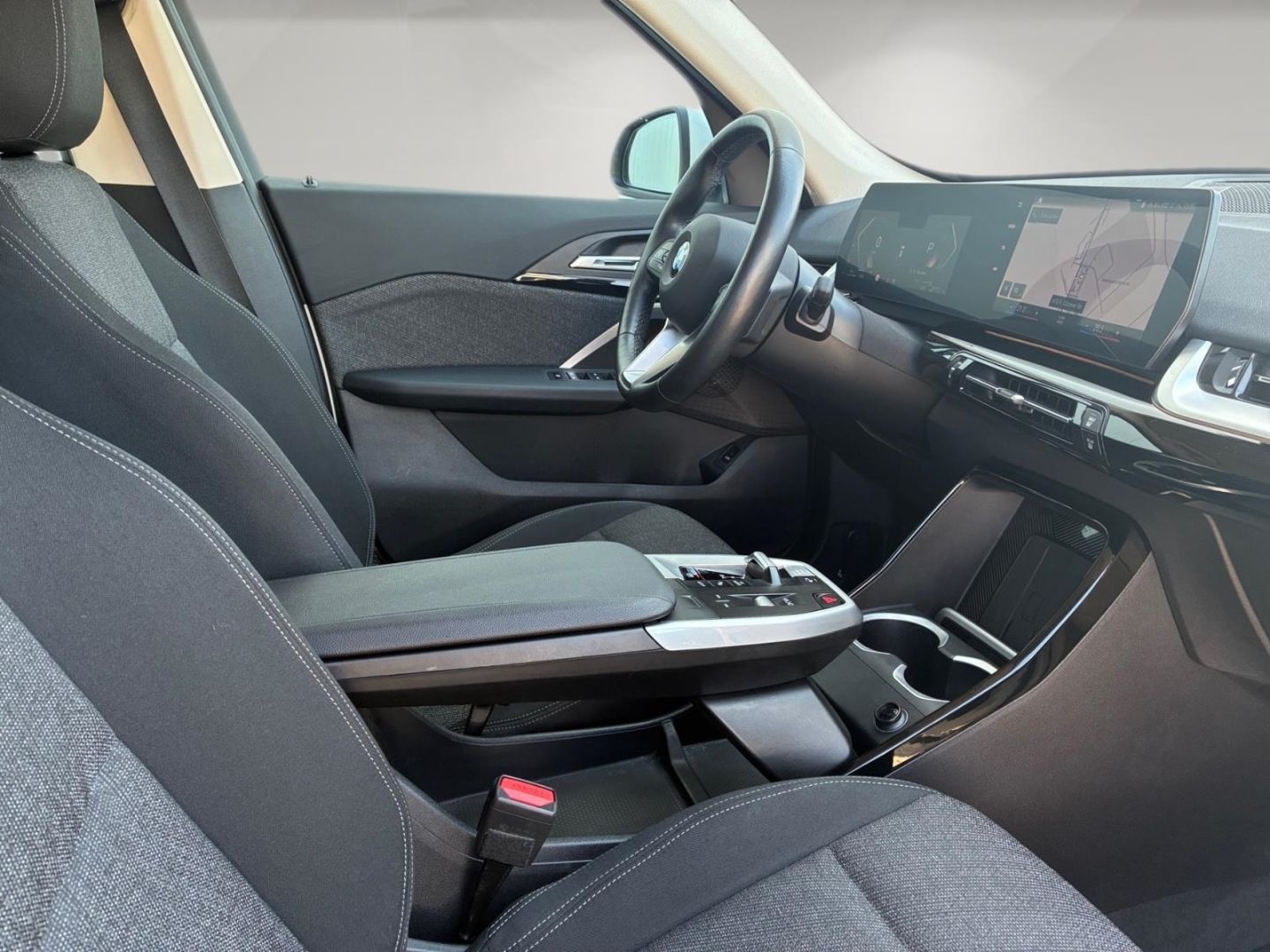 BMW X1 sDrive18d Navi LED el.Heckklappe Kamera Sitzh foto 14