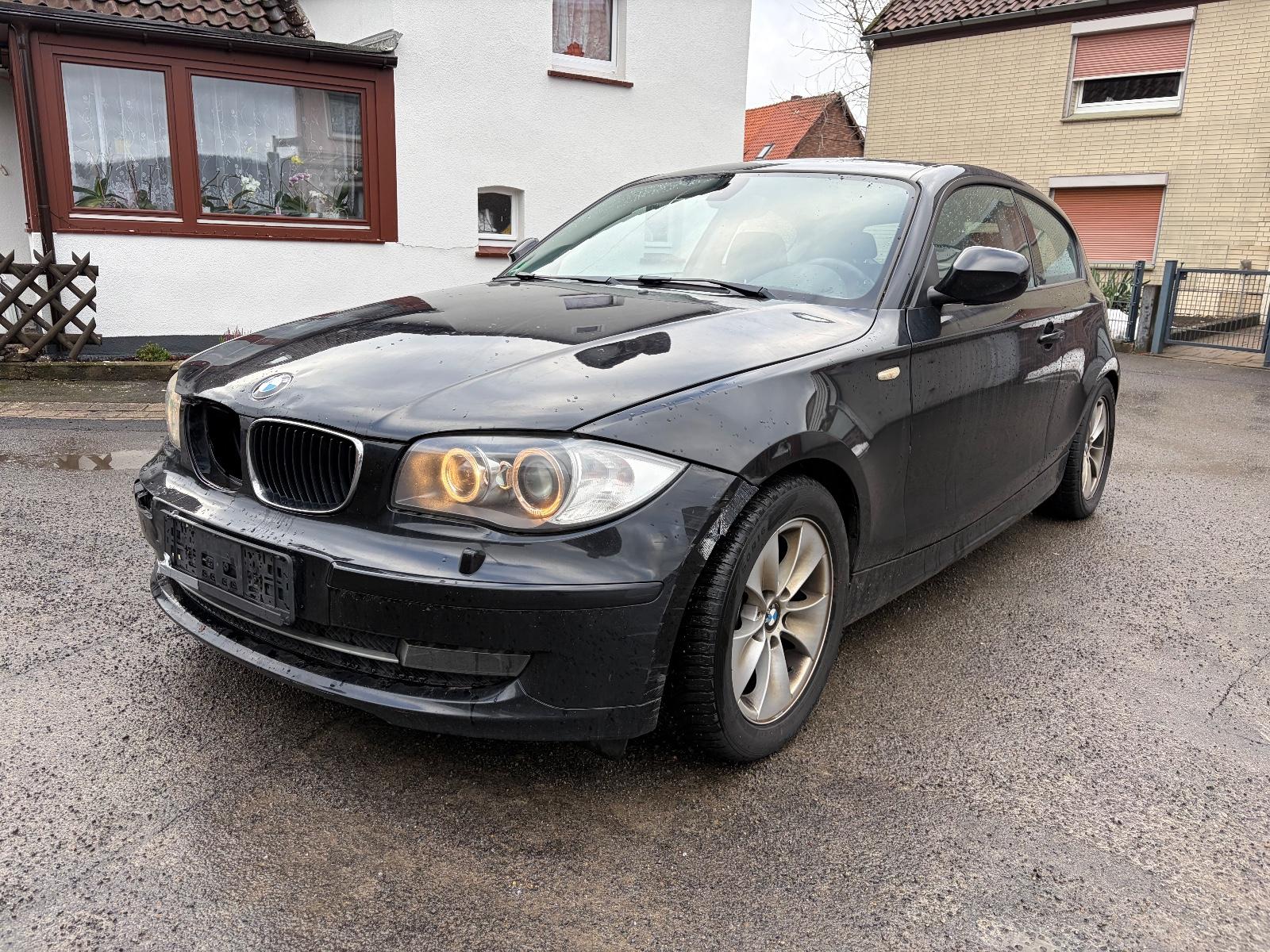 BMW 120d 1 Limousine Edition Lifestyle