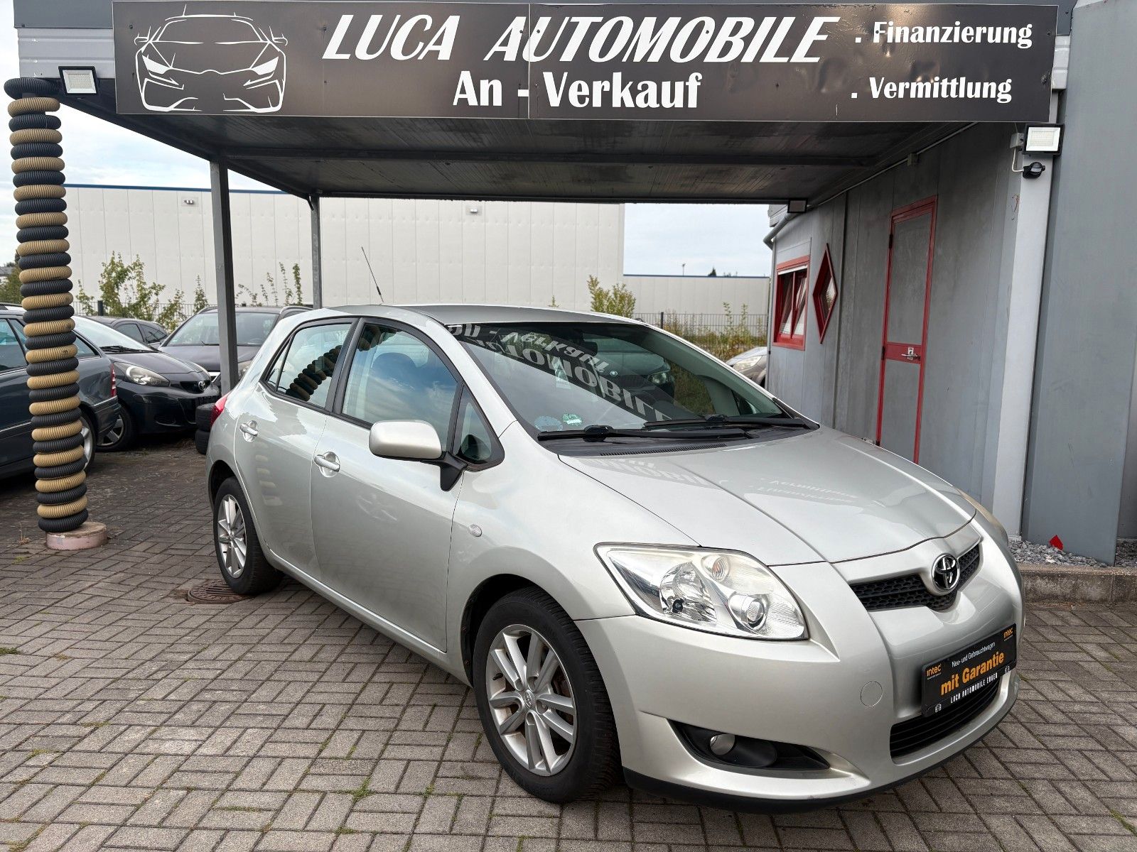 Toyota Auris Team