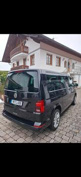 Volkswagen T6 Caravelle Top gepflegt aus 1ster Hand - schwarze Volkswagen T6 Caravelle