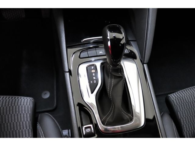 Insignia B GRAND SPORT INNOVATION AUTOMATIK+LED+