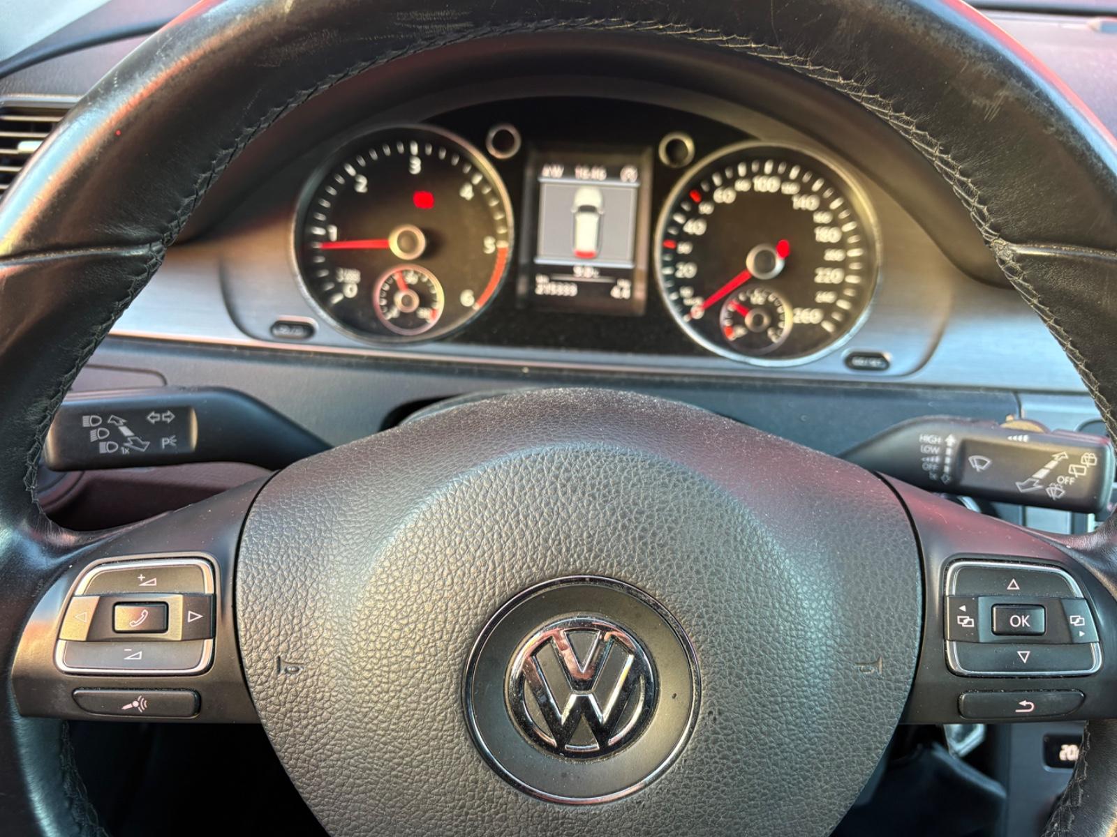 Volkswagen Passat 2014 — photo 16