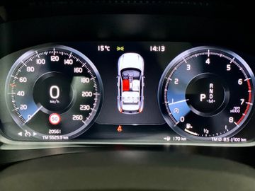 Fahrzeugabbildung Volvo XC40 T3 Momentum Pro 2WD **1.Hand**LED**