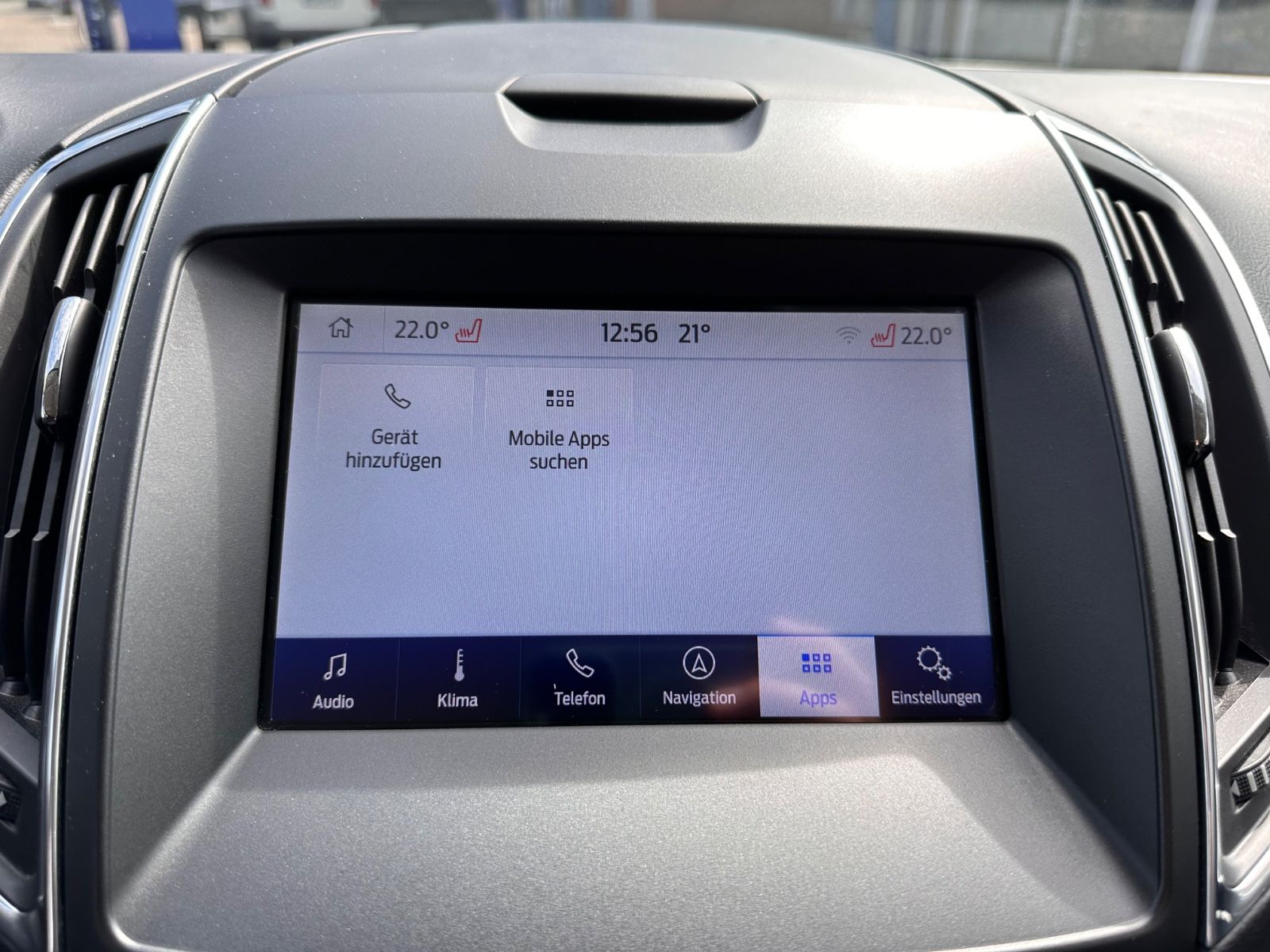 Fahrzeugabbildung Ford S-Max 1.5 EB Titanium 7-Sitz/LED/KeyFree/RFK/PDC