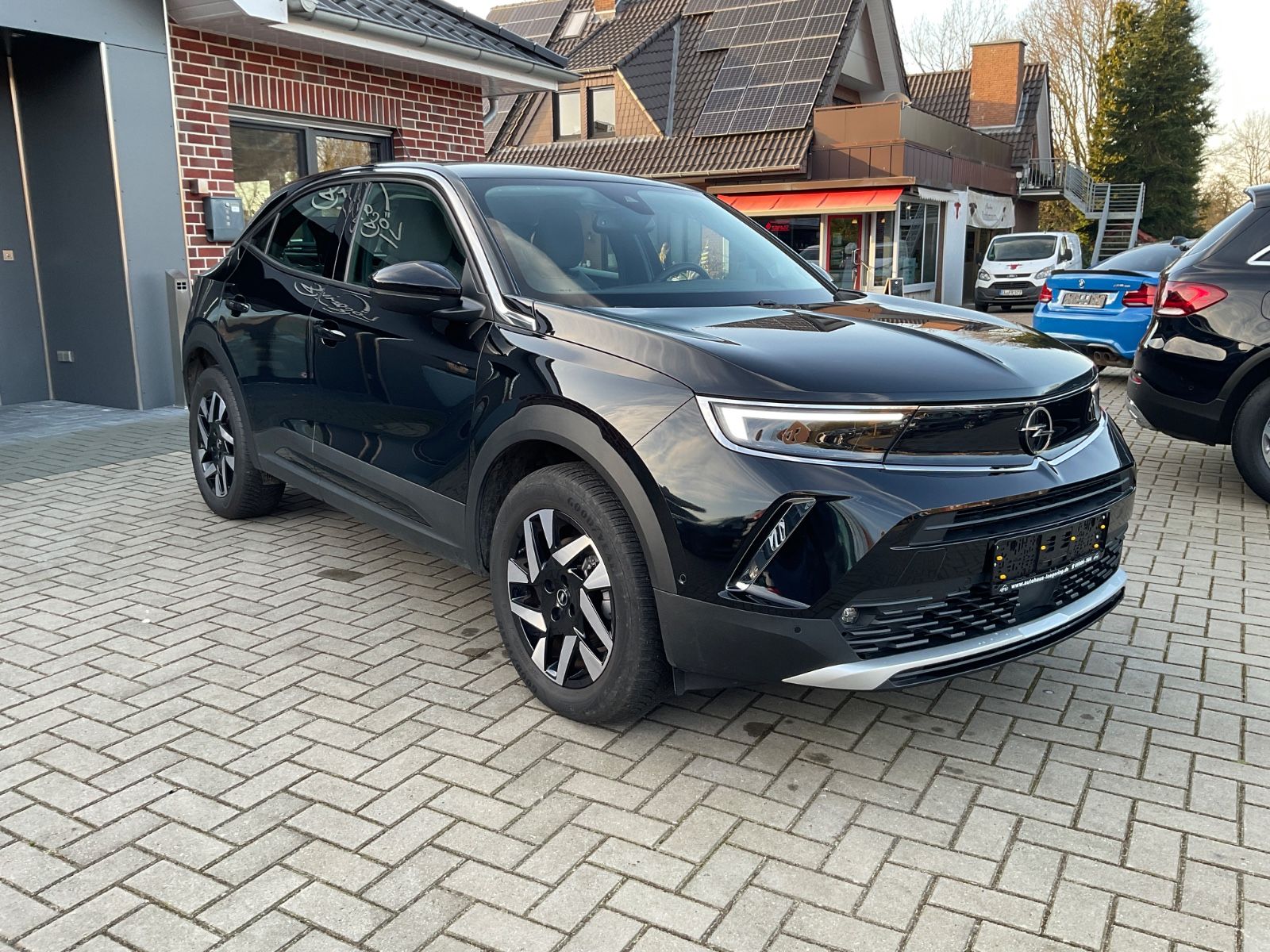 Fahrzeugabbildung Opel Mokka-e 100 kW,Kamera,Navi,Telefon,50KWH