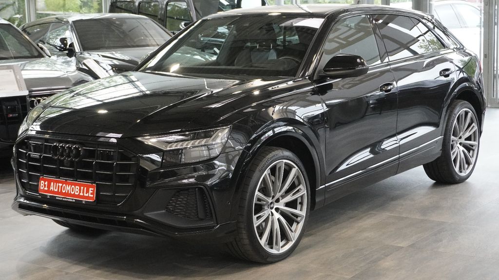 Image of Audi Q8