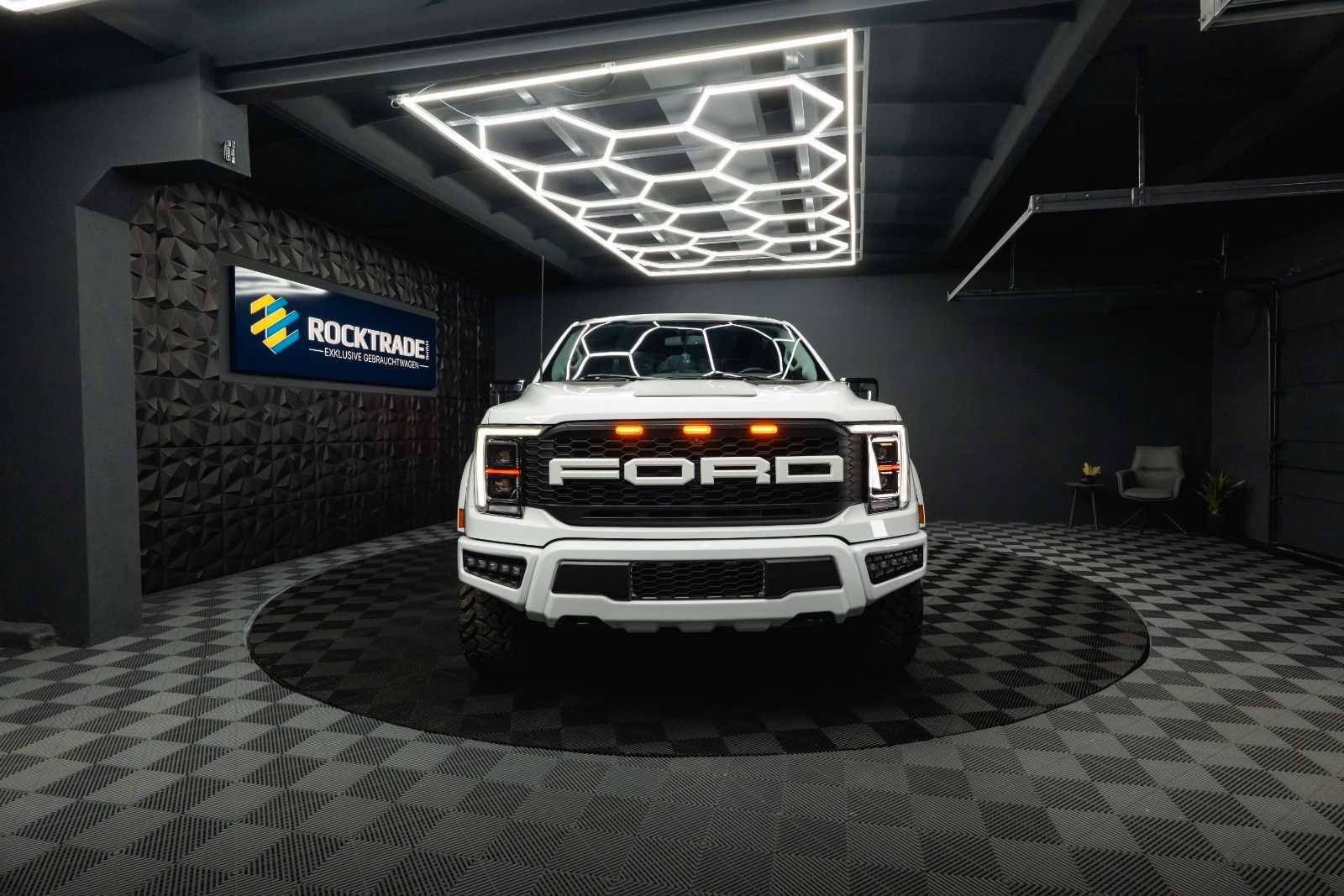 Fahrzeugabbildung Ford F150 5.0 V8 4x4 LARIAT RAPTOR SupCrew *360*B&O*