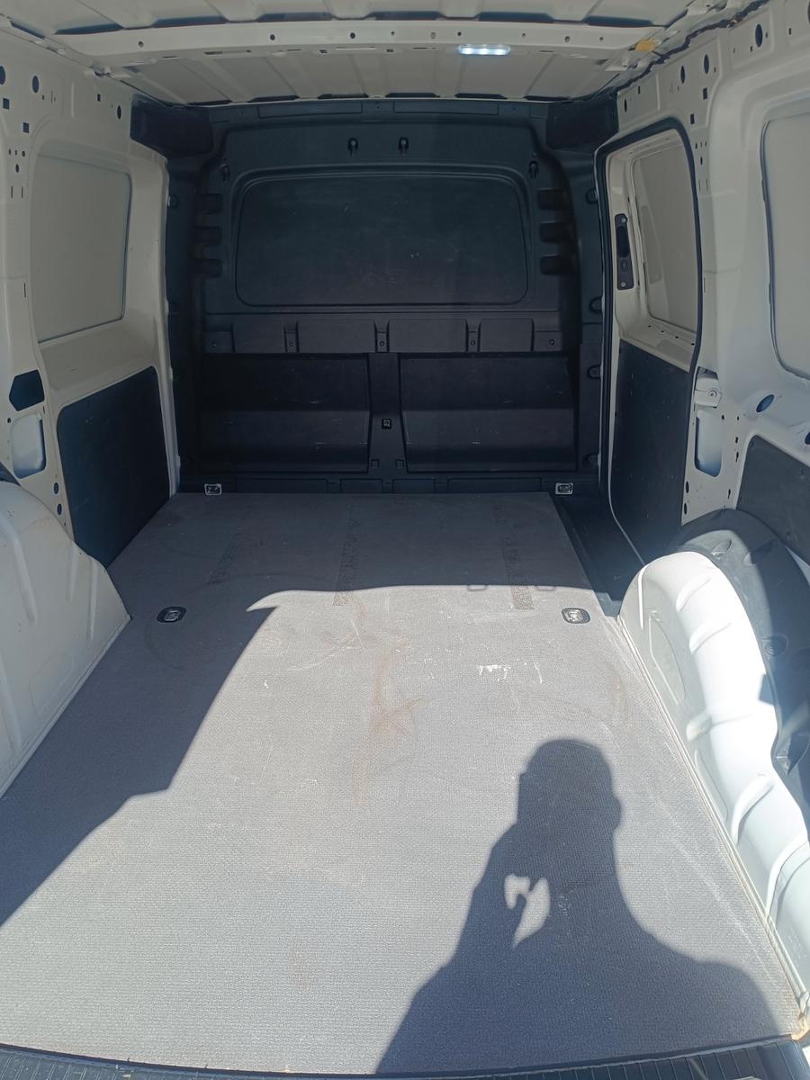 Volkswagen Caddy Maxi Cargo 2,0 TDI DSG