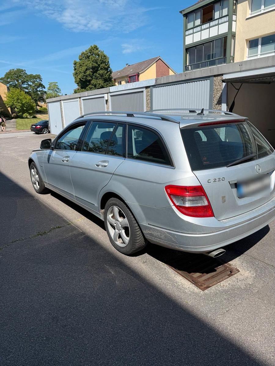 Mercedes-Benz C220 2008 — engine 170 HP (125kW)