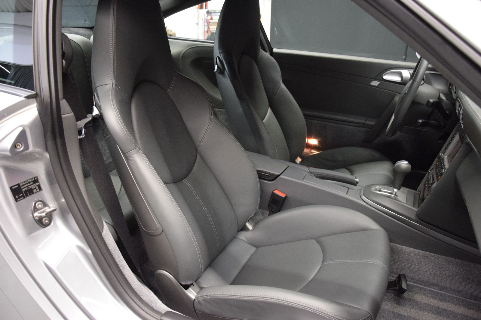 Fahrzeugabbildung Porsche 997 Carrera 4S Coupé Chrono-Plus Sport-AGA Bose