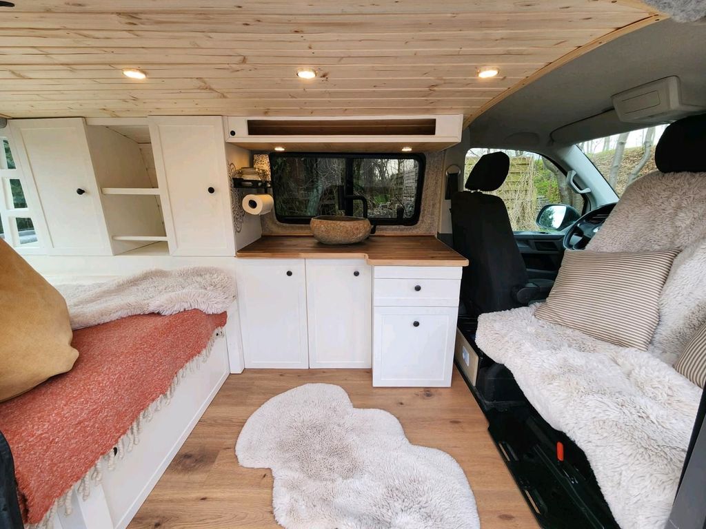 Image of Volkswagen T6 Transporter