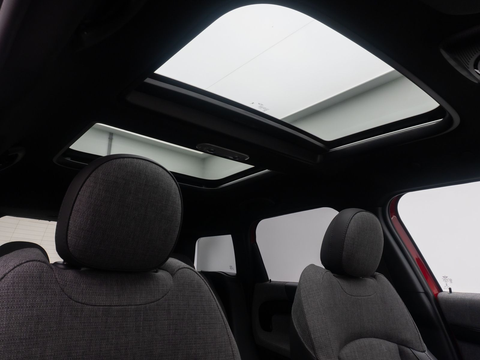 Fahrzeugabbildung MINI Countryman SE (Cooper) DAB HUD H/K Panorama Voll