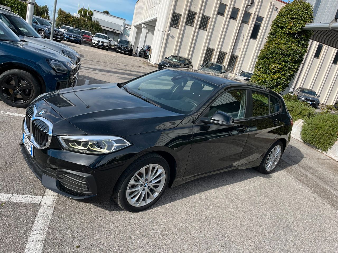 BMW Bmw 120d xDrive 5p. Business Advantage 190CV imagem 2
