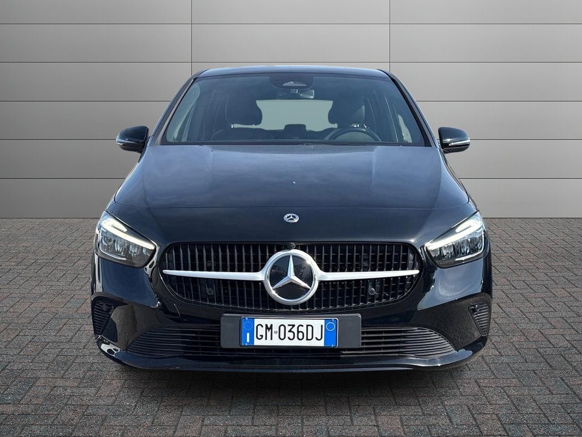 Mercedes-Benz B 180 Advanced auto imagem 3