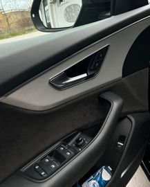 Audi Q8 - 10