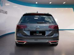 Fahrzeugabbildung Volkswagen Passat Var. 2.0TDI DSG Elegance AHK MATRIX ACC