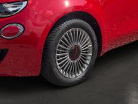 Fiat 500e RED 42 kWh GJR CARPLAY NAVIGATION KAMERA LM - Image
