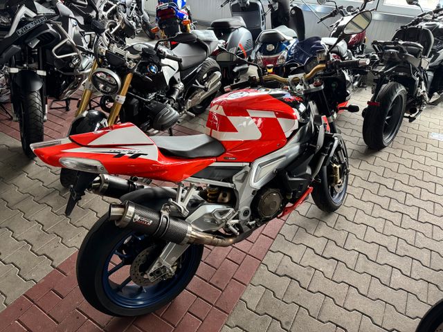 Aprilia RSV 1000 Tuono R