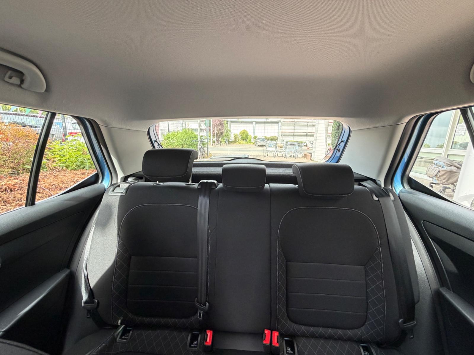 Skoda FabiaStyle/Klima.A/Sitz-H/PDCx2/Garantie/Tüv-Neu