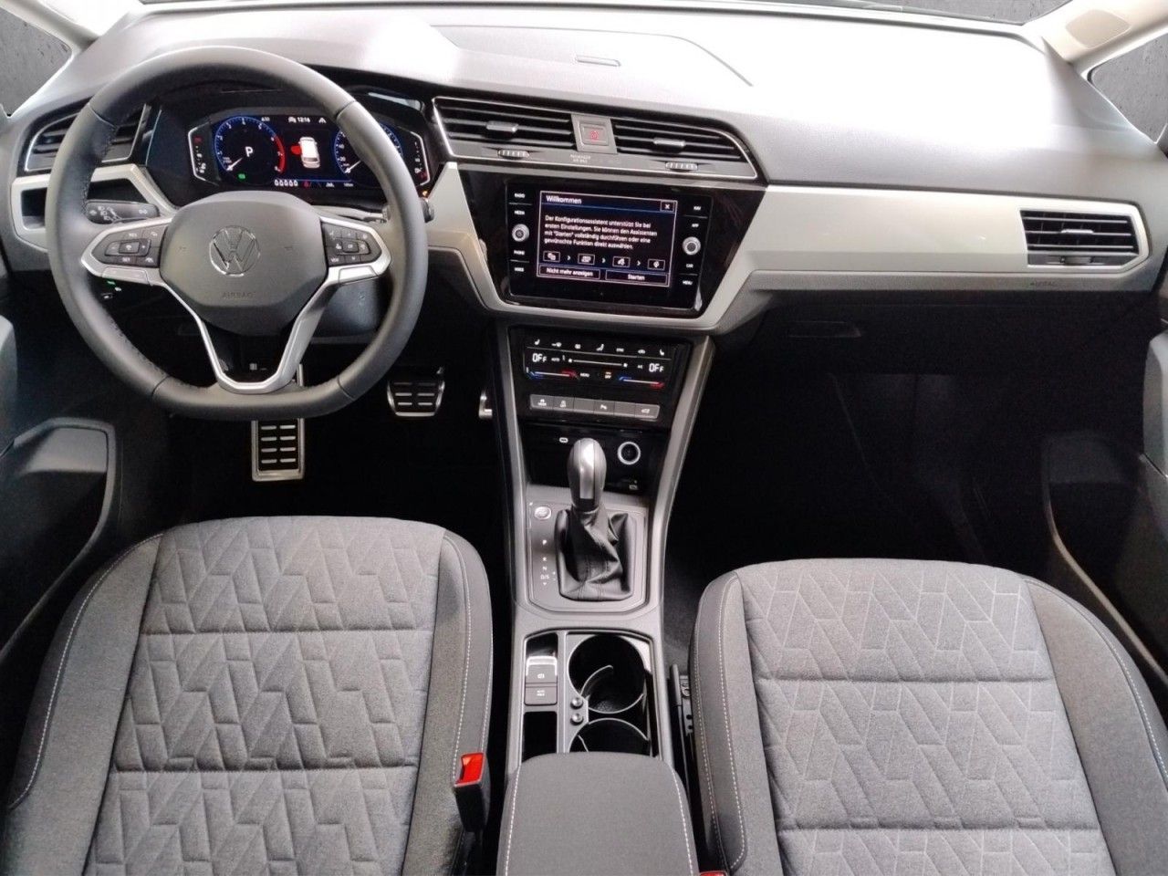 Touran MOVE 1.5 TSI DSG Klima Navi