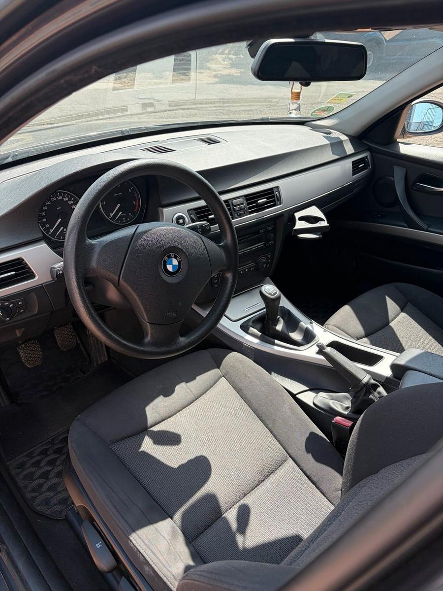 BMW 320 2006 — photo 6
