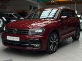 Volkswagen Tiguan Highline R-Line|4Motion|AHK|Navi|StHz.|BT - VW Tiguan Gebrauchtwagen in Mannheim