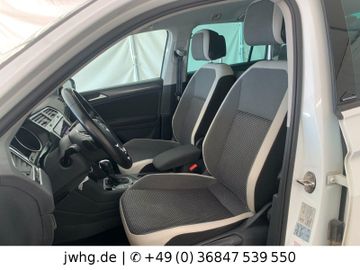 Volkswagen Tiguan - 5