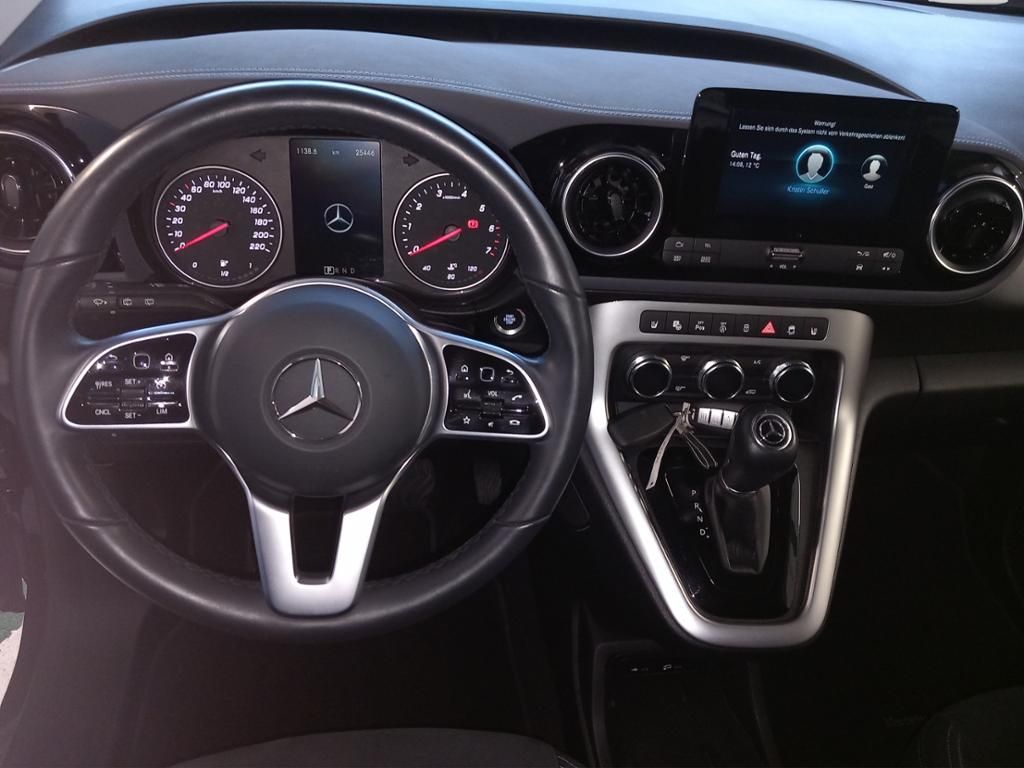 Fahrzeugabbildung Mercedes-Benz T 180 PROGRESSIVE Standard AHK*Navi*LED*PDC*AUT