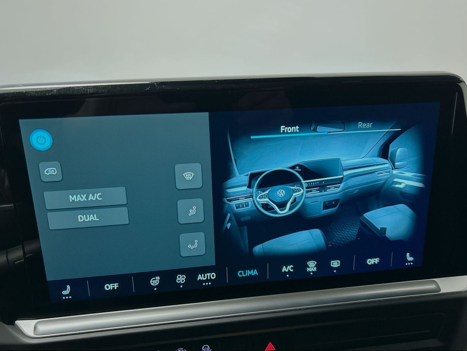 Volkswagen T7 Caravelle - Bild 14