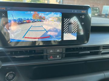 Jeep Avenger 1.2 T-GDI Altitude LED SHZ KAMERA AWR