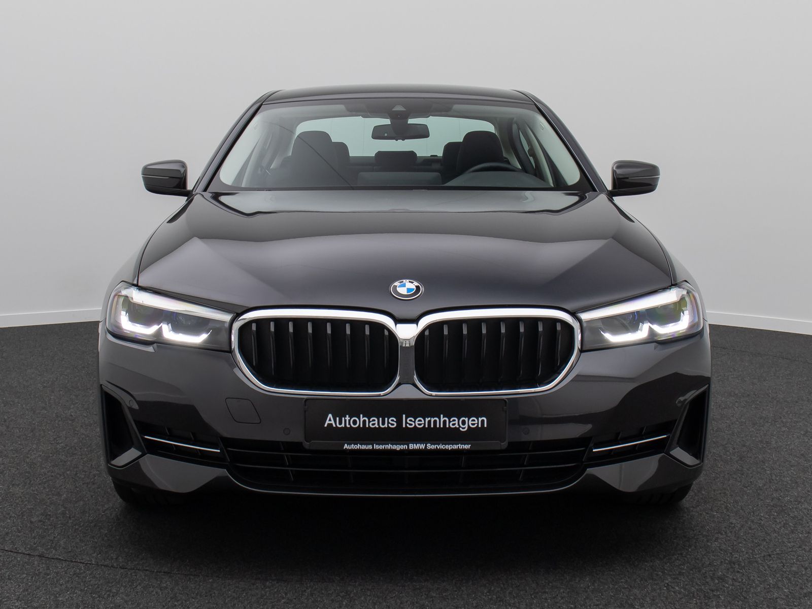 Fahrzeugabbildung BMW 530i DriveAss Alarm DAB Kamera CoickpitPro WLAN