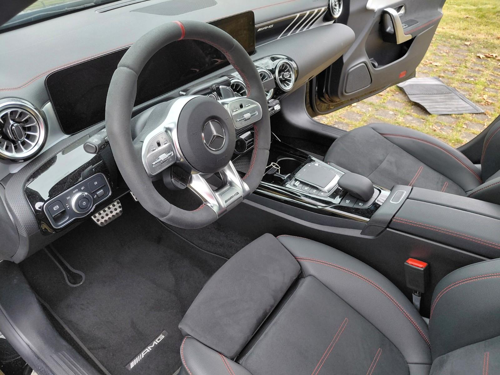 Mercedes-Benz CLA 35 AMG Shooting Brake CLA 35 4MATIC DCT ...