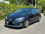 Toyota Auris Hybrid 2013 Automatik - Toyota Auris in Nürnberg