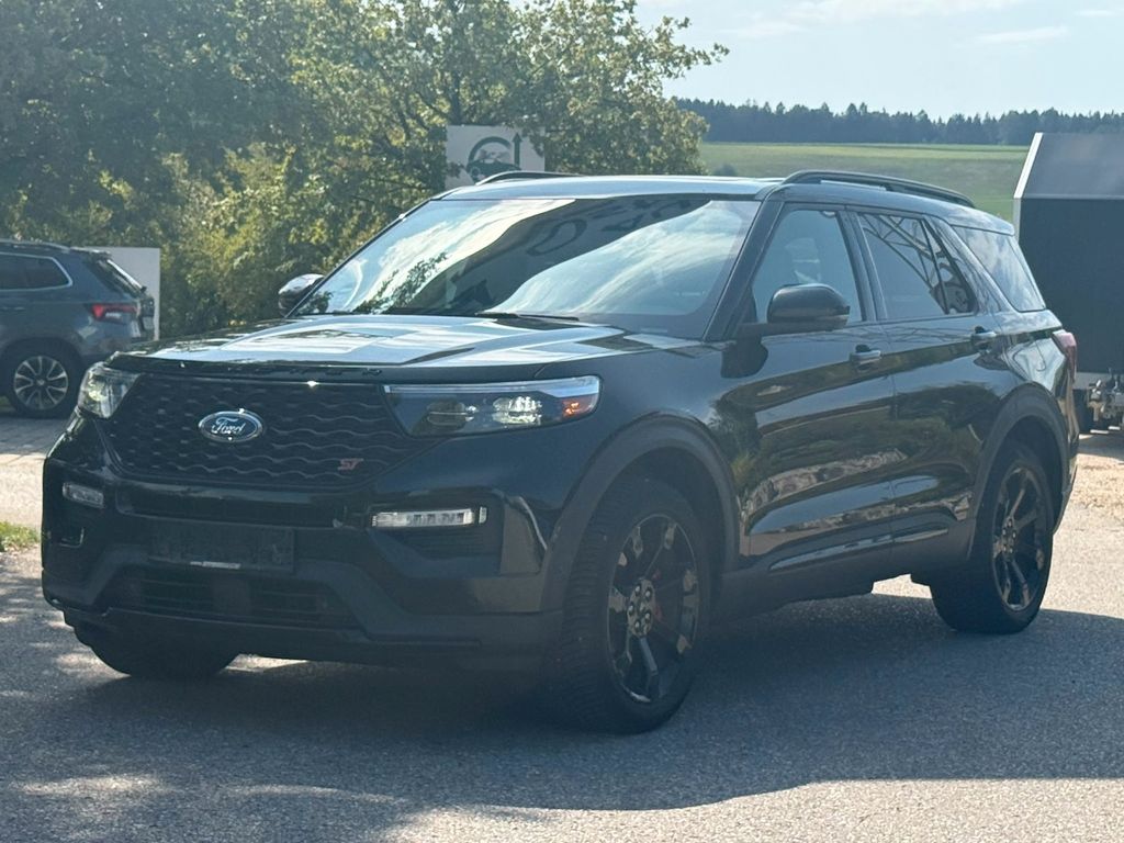 Image of Ford Explorer