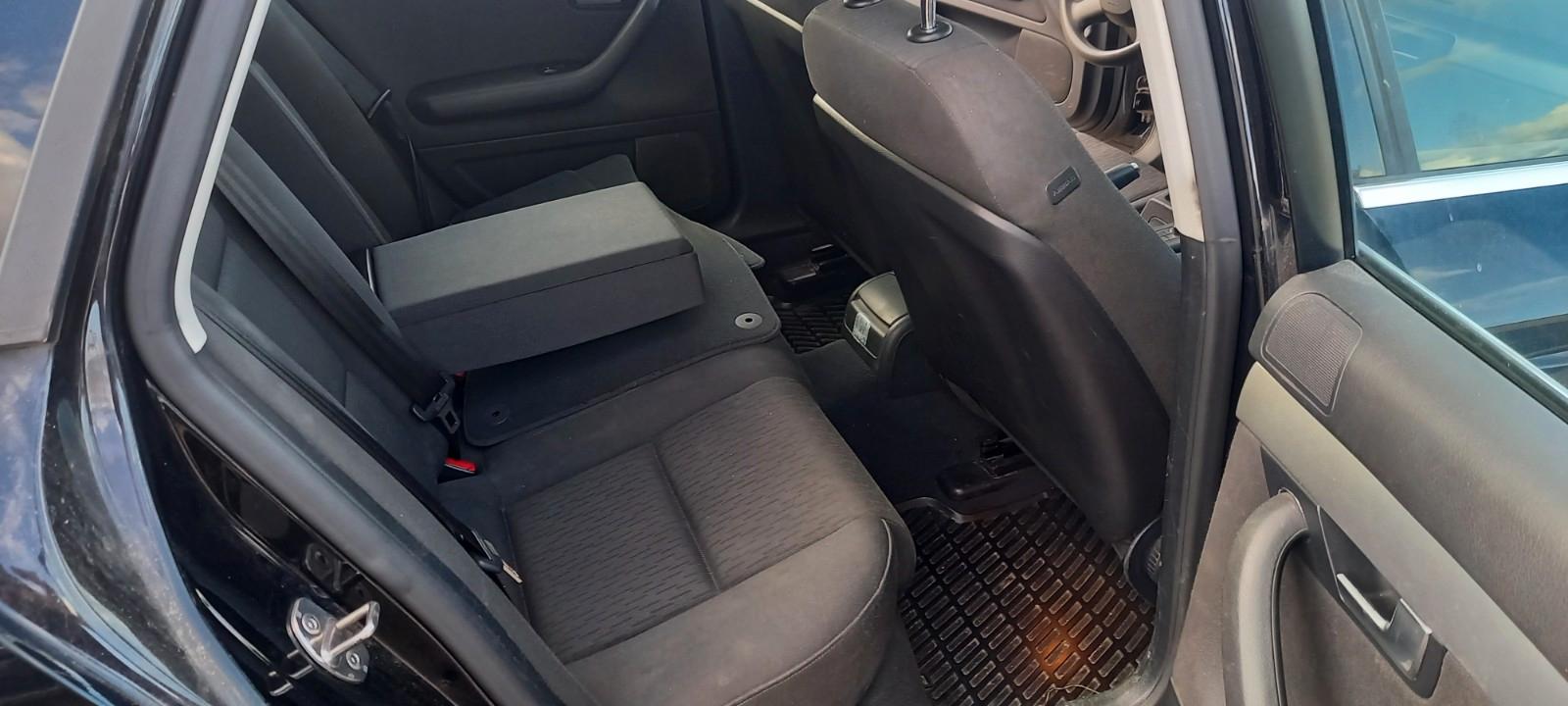 Audi A4 2006 — photo 20