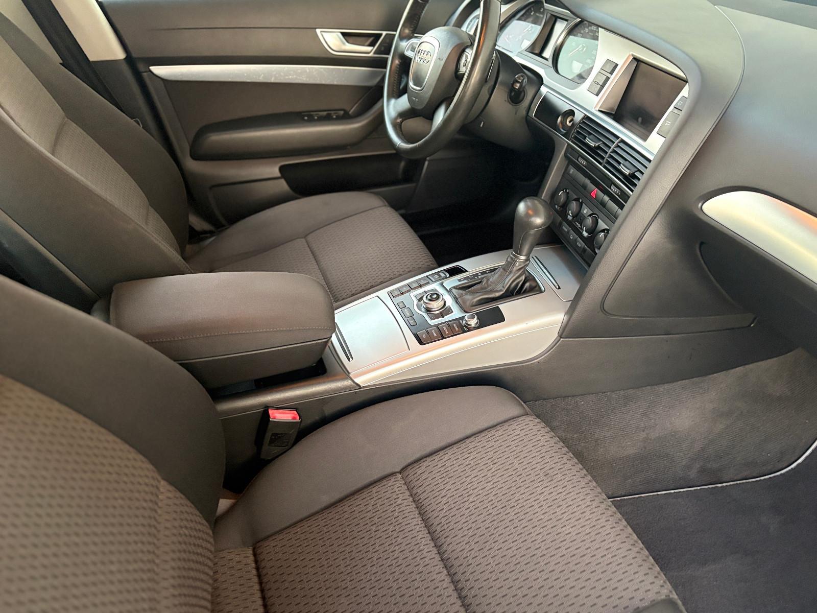 Audi A6 2010 — photo 10