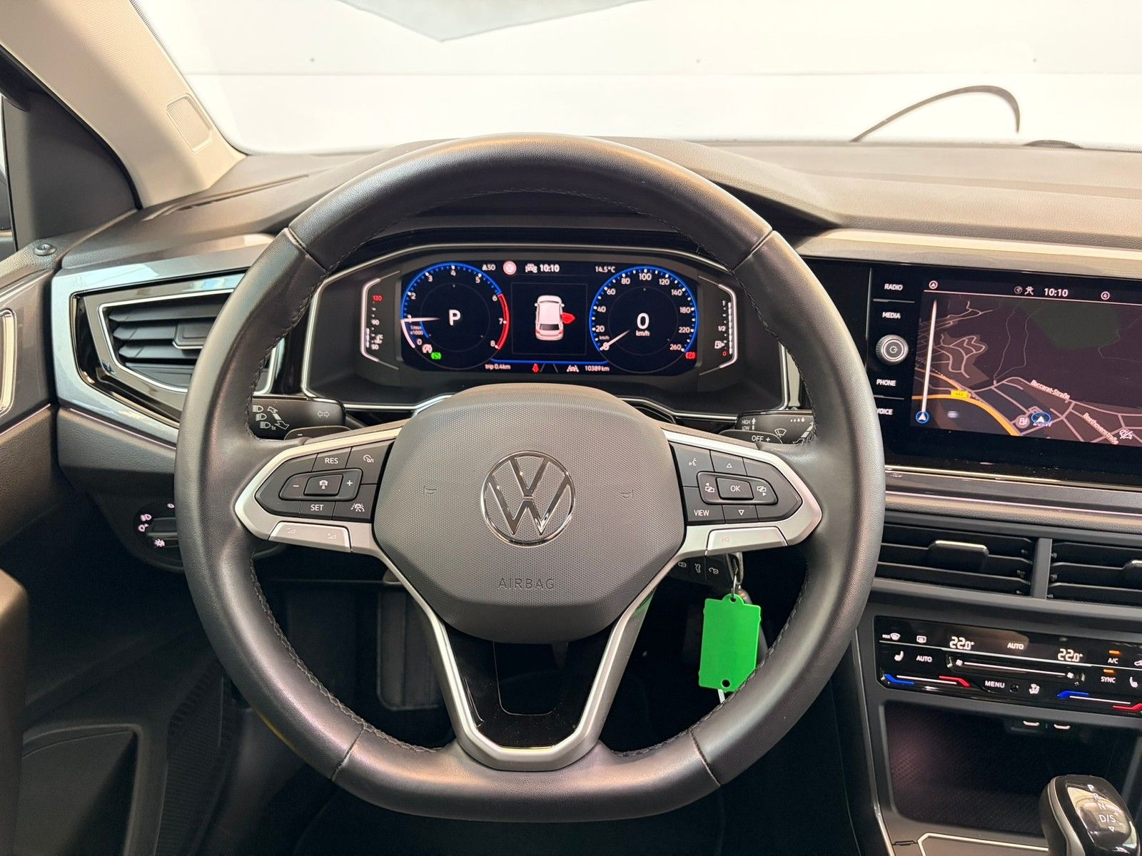 Fahrzeugabbildung Volkswagen Polo Style 1,0 TSI DSG + IQ.Drive + Navi + Klima