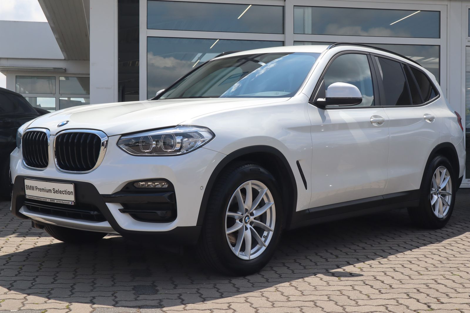 BMW X3 xDrive20d Advantage LED/Parkass/AHK/Shz foto 1